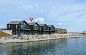 Beautiful Home In Giske With Jacuzzi